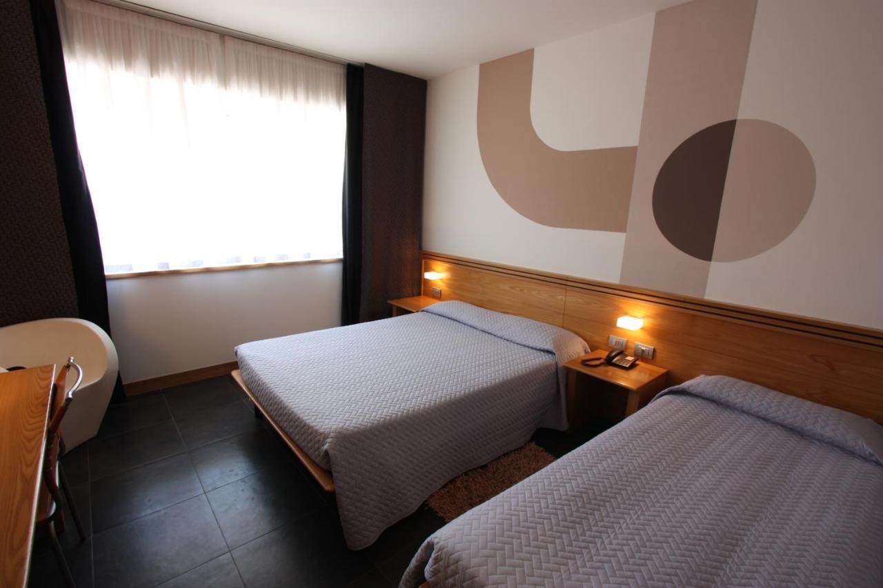 Hotel Europa เบลลูโน ภายนอก รูปภาพ