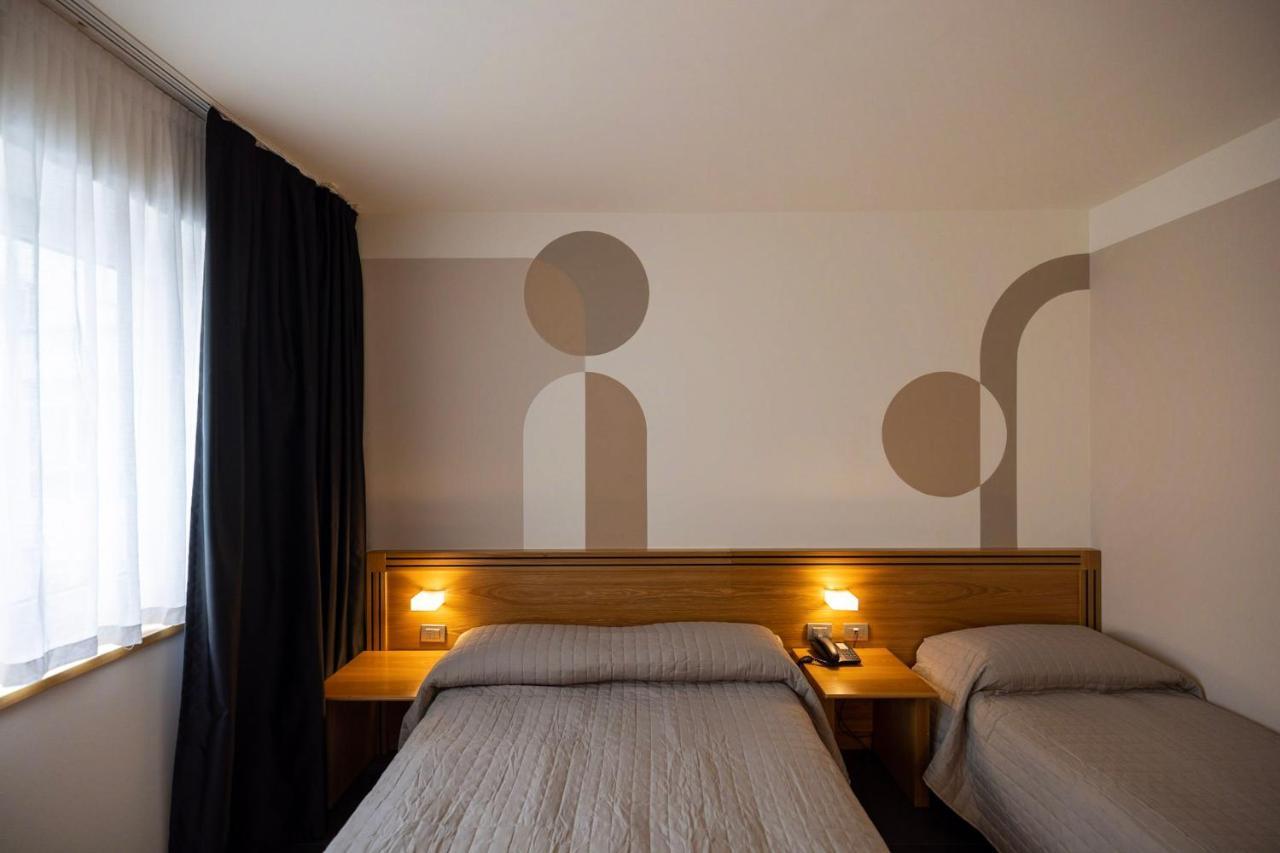 Hotel Europa เบลลูโน ภายนอก รูปภาพ