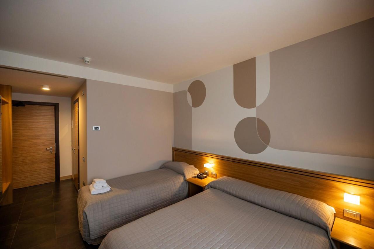 Hotel Europa เบลลูโน ภายนอก รูปภาพ