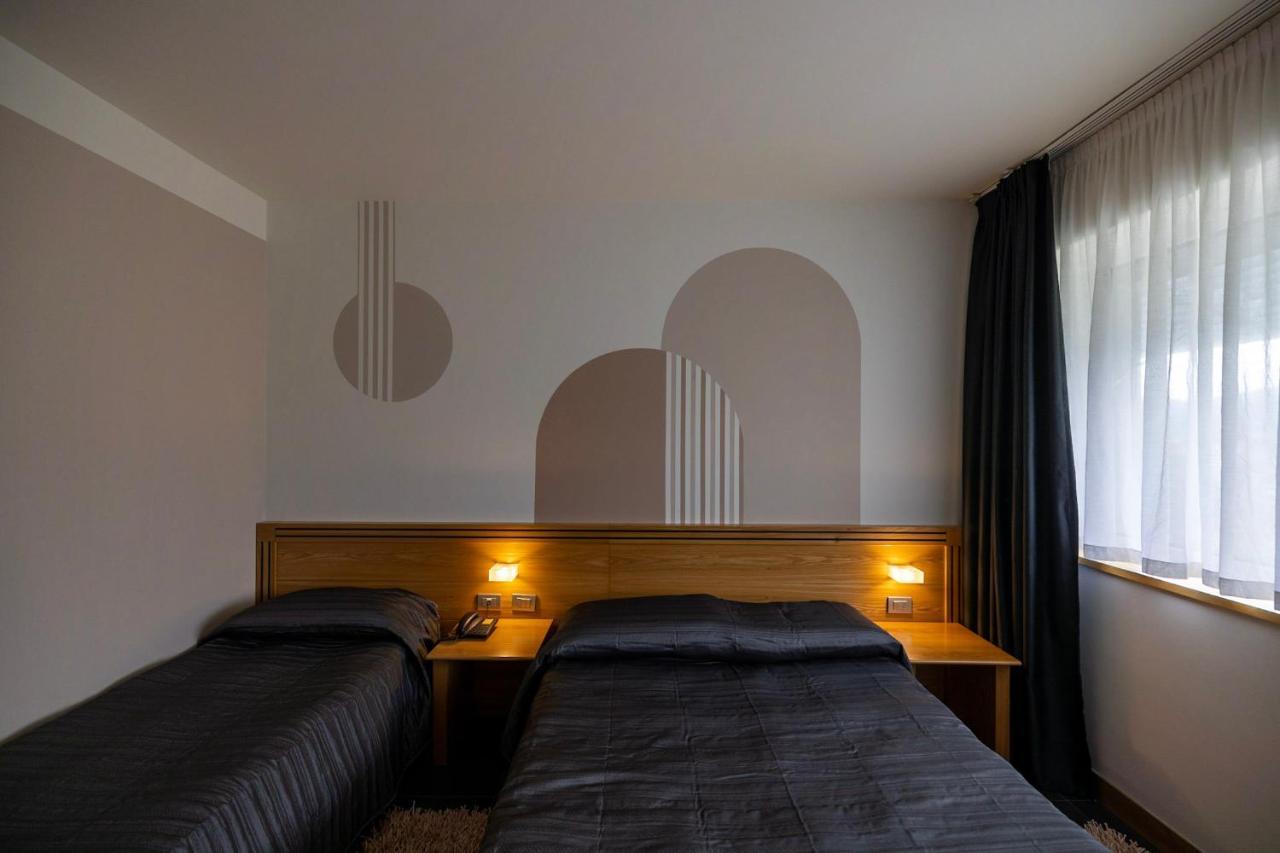 Hotel Europa เบลลูโน ภายนอก รูปภาพ
