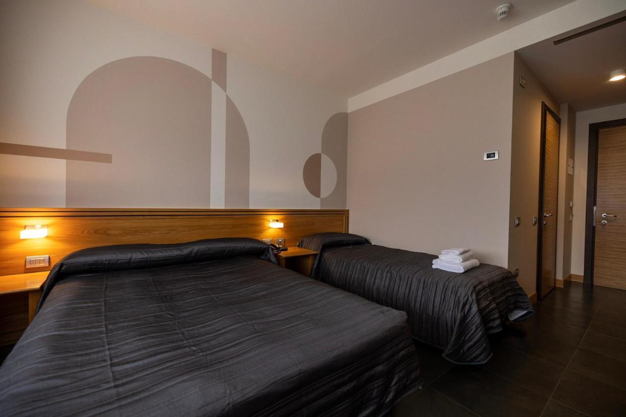 Hotel Europa เบลลูโน ภายนอก รูปภาพ